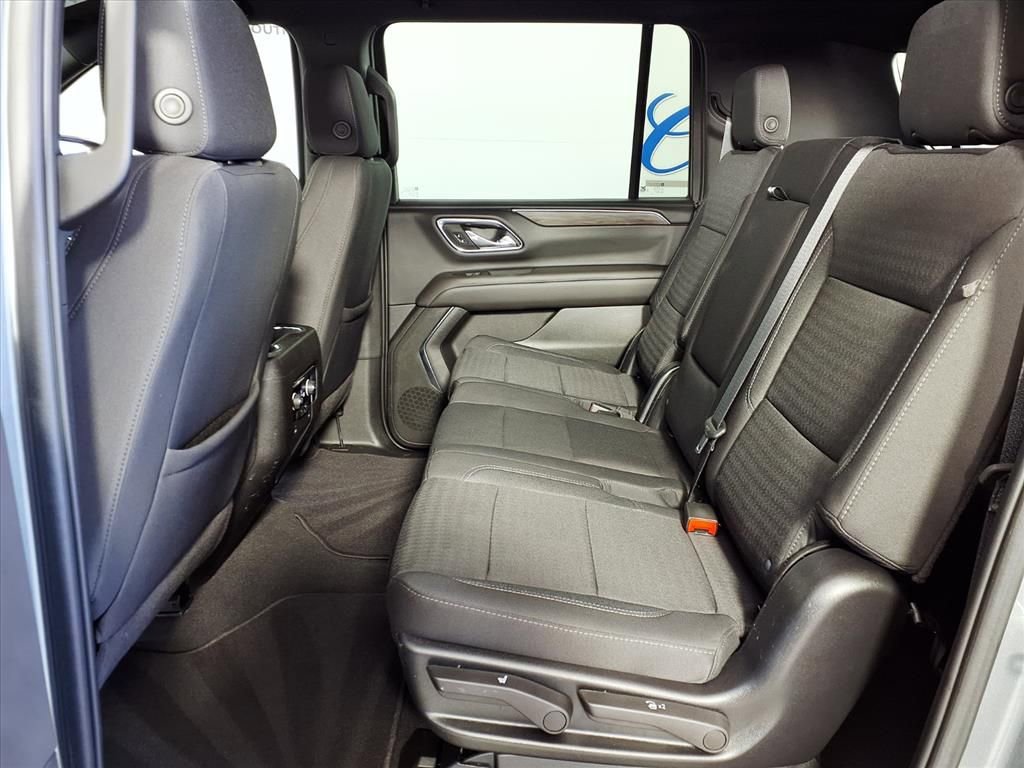 Used 2023 Chevrolet Suburban LS image 8