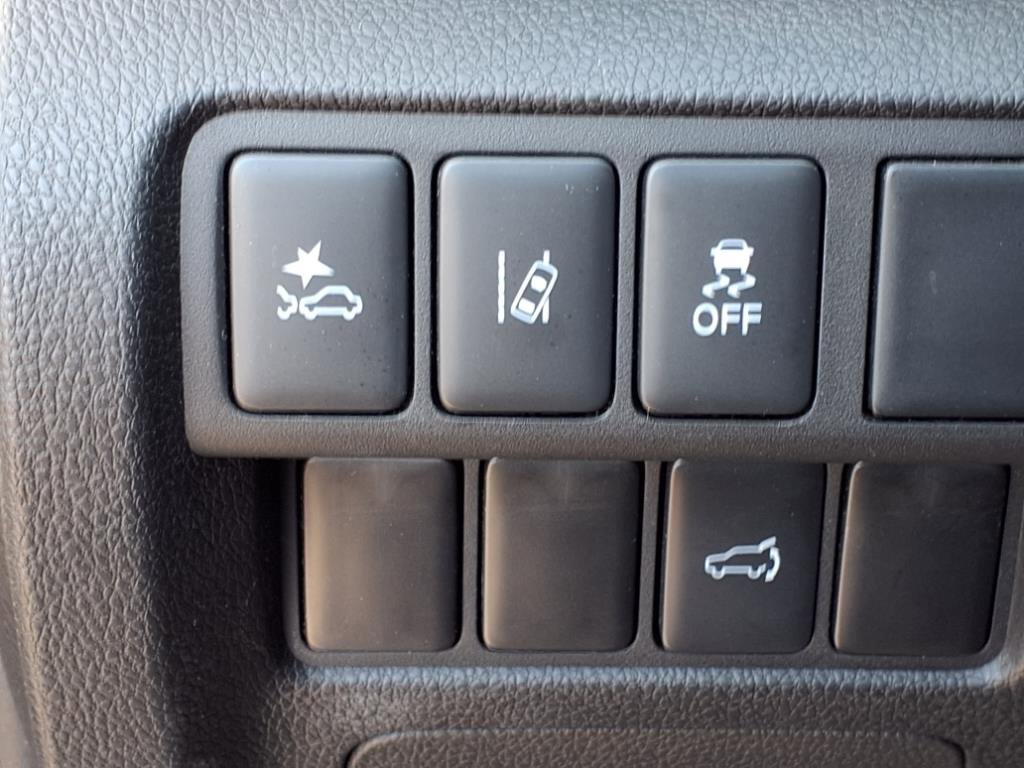 Used 2025 Mitsubishi Eclipse Cross SE image 35