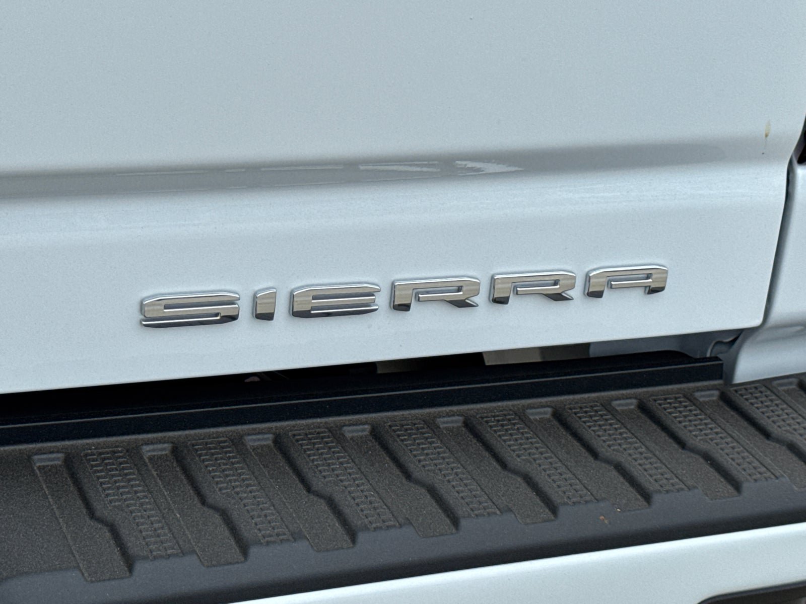 New 2026 GMC Sierra 2500 Denali w/ Denali Reserve Package AWD/4WD image 11