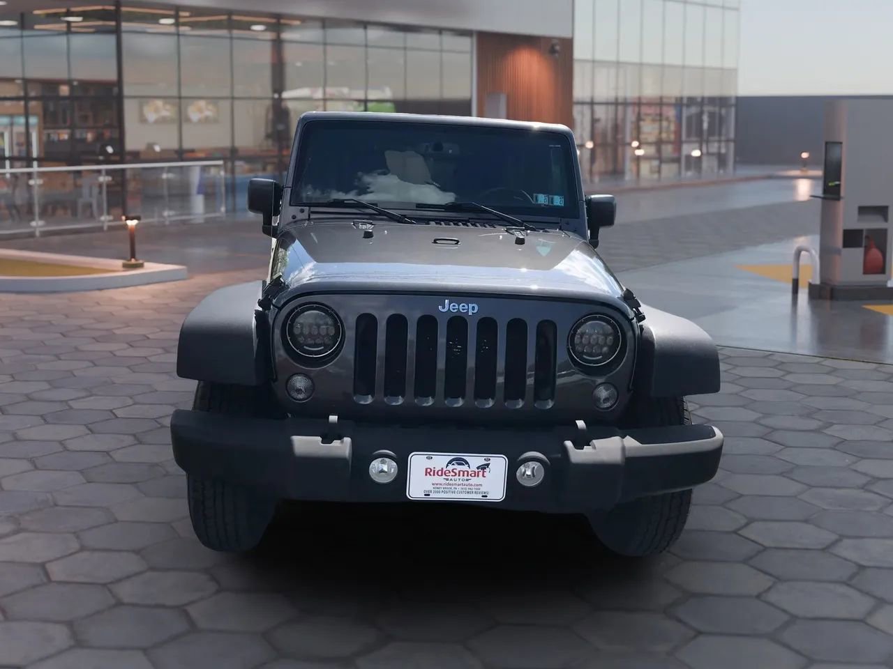 Used 2017 Jeep Wrangler Unlimited Sport w/ Quick Order Package 24S AWD/4WD image 3