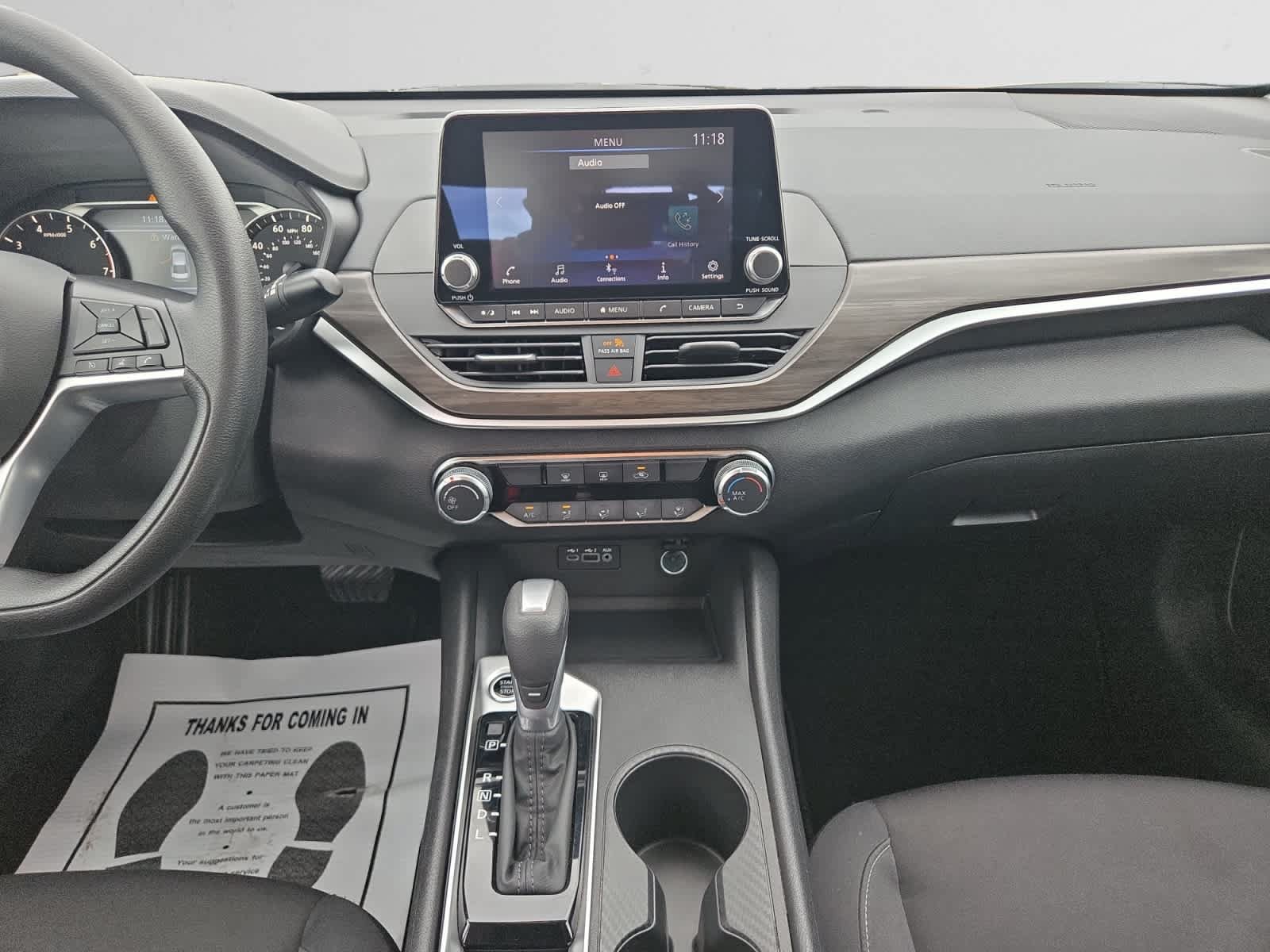 Used 2025 Nissan Altima 2.5 SV FWD image 11