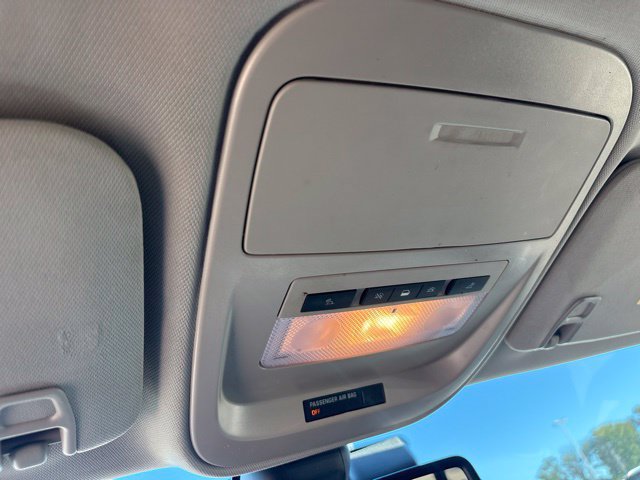 Used 2022 Chevrolet Colorado LT w/ Luxury Package AWD/4WD image 29