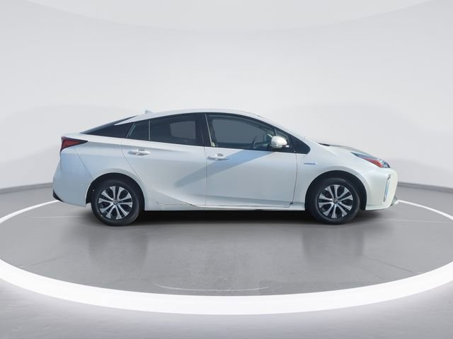 Used 2019 Toyota Prius XLE image 9