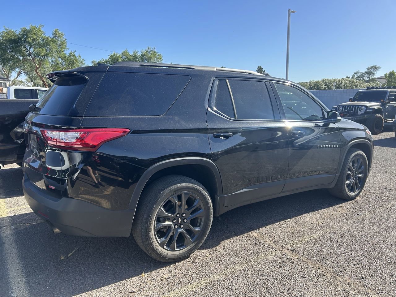 Used 2018 Chevrolet Traverse RS w/ LPO, Cargo Package FWD image 5