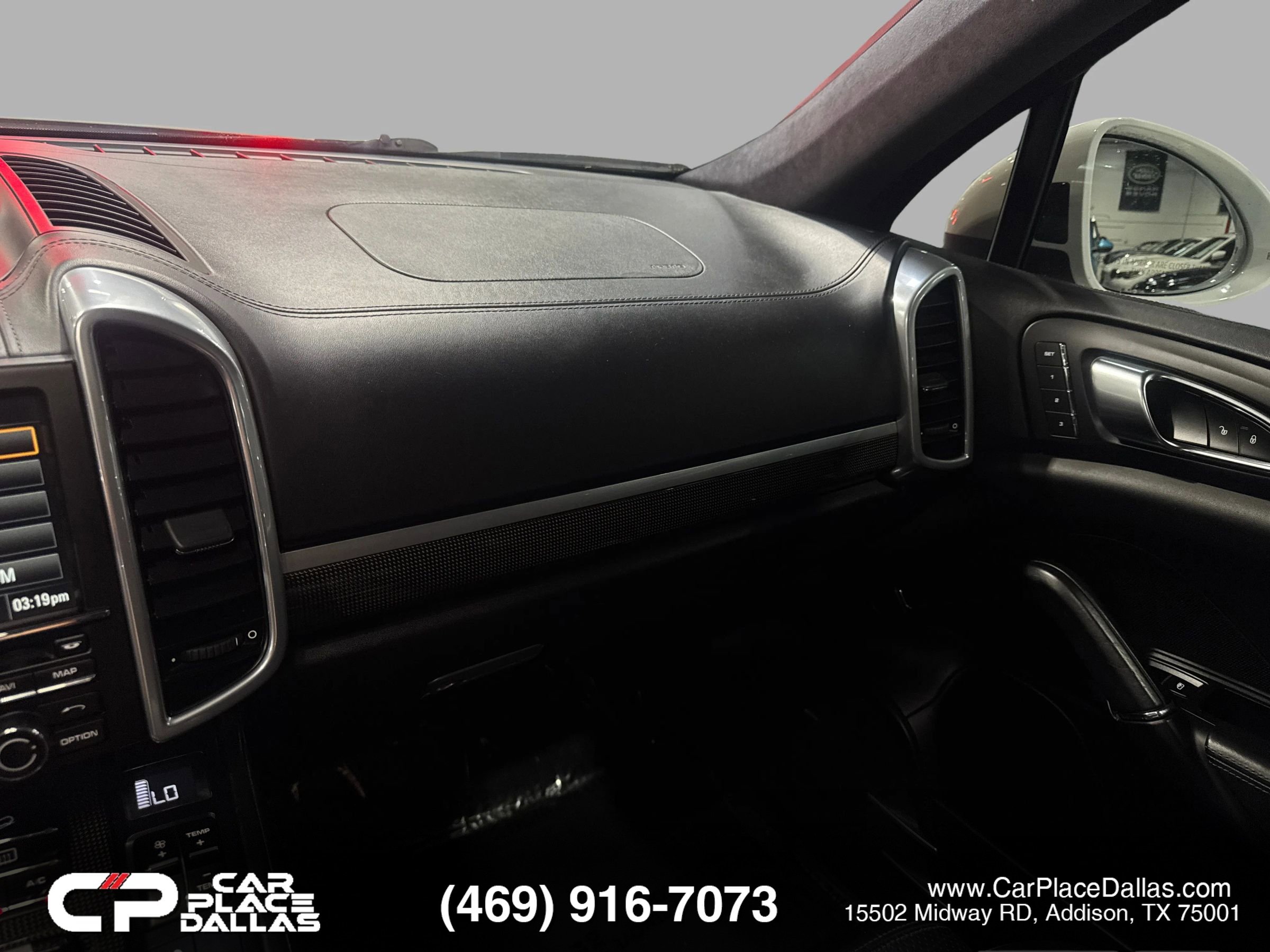 Used 2016 Porsche Cayenne GTS w/ Premium Package Plus image 38