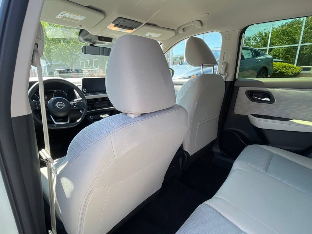 Certified 2023 Nissan Rogue SV AWD/4WD image 19