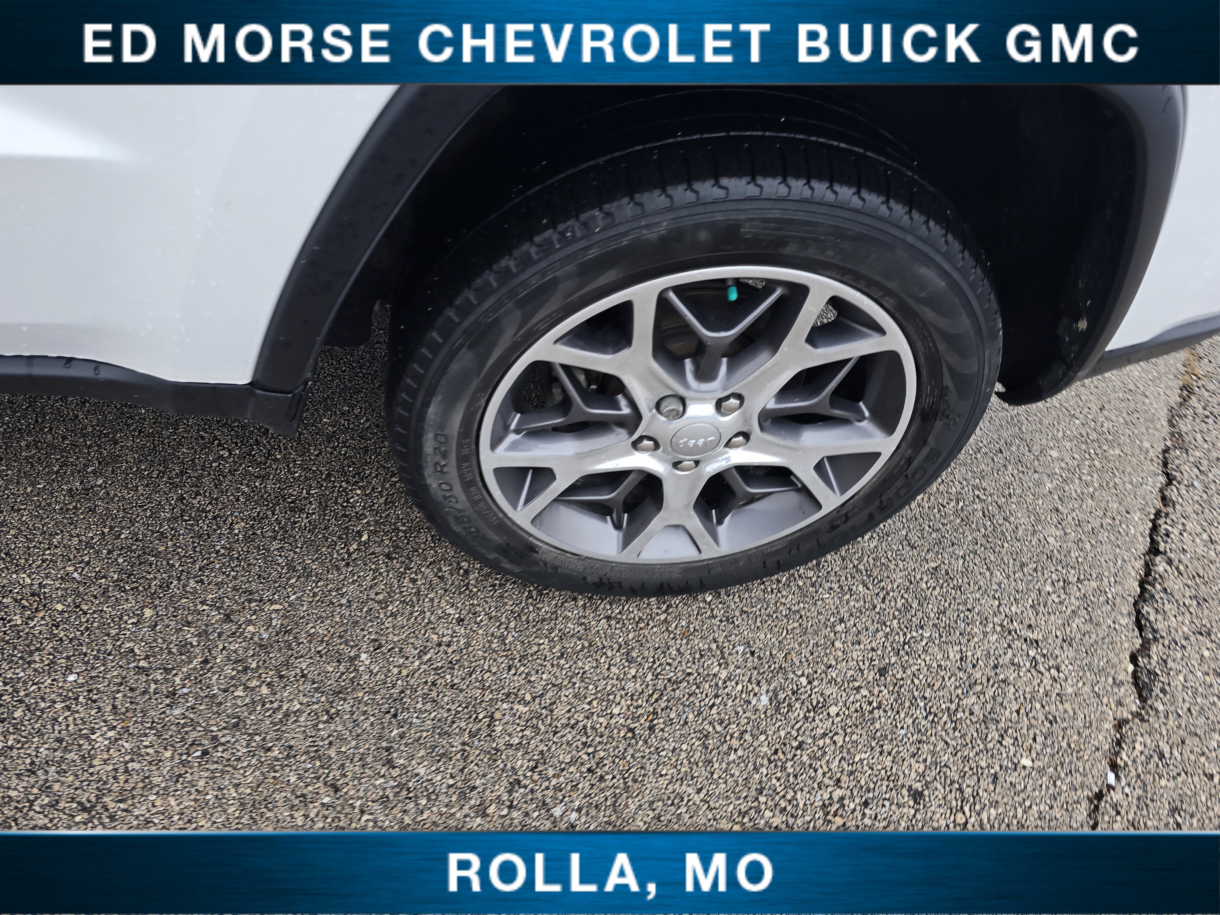 Used 2022 Jeep Grand Cherokee Limited w/ Trailer Tow Group IV AWD/4WD image 10