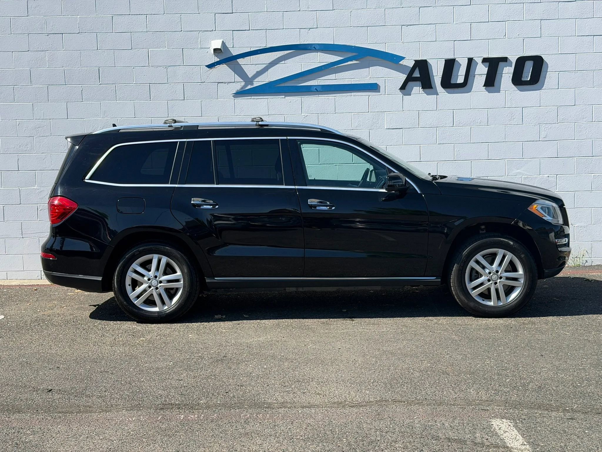 Used 2015 Mercedes-Benz GL 320 BlueTEC 4MATIC image 6