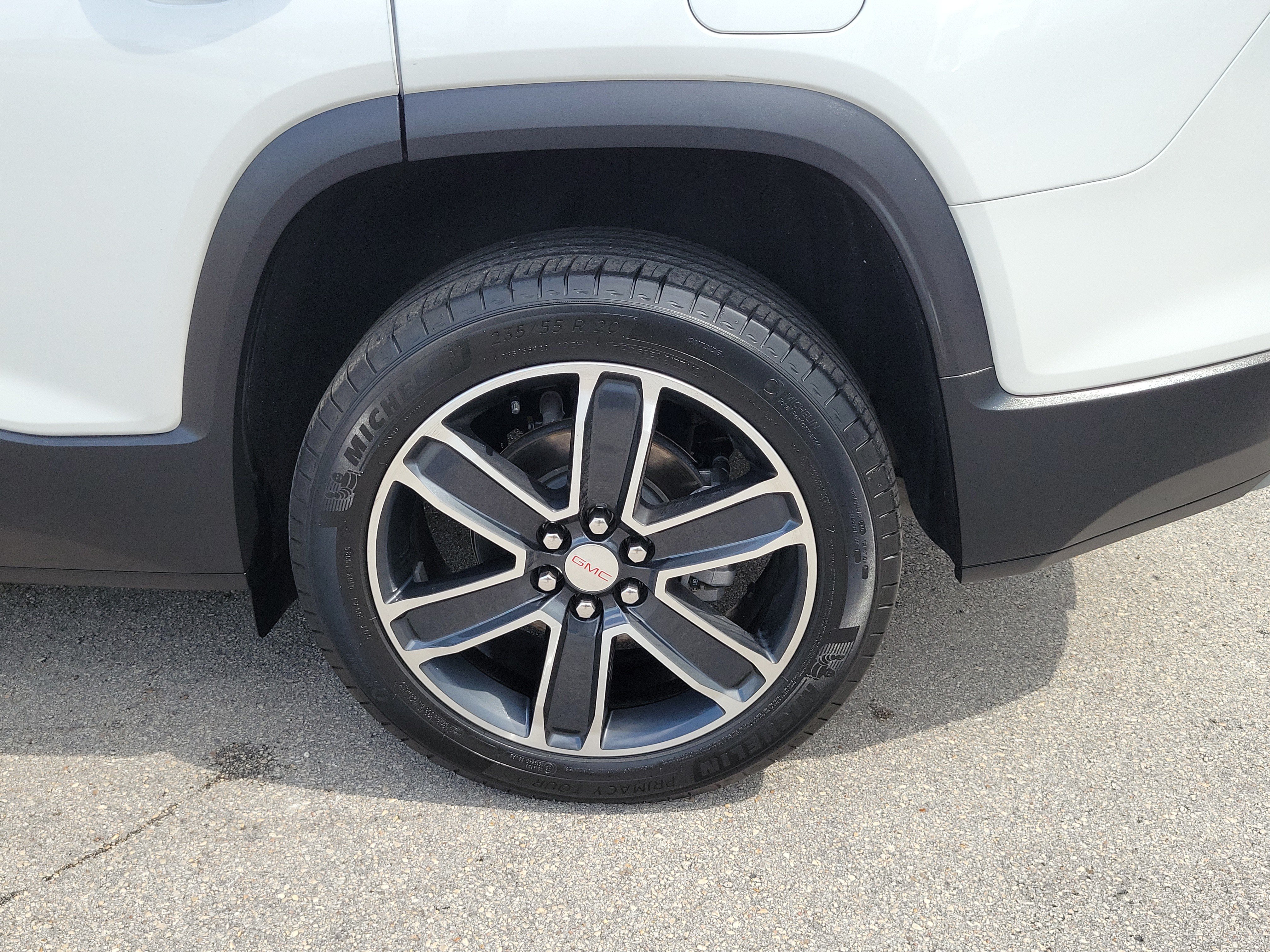 Used 2023 GMC Acadia SLT w/ Technology Package FWD image 27