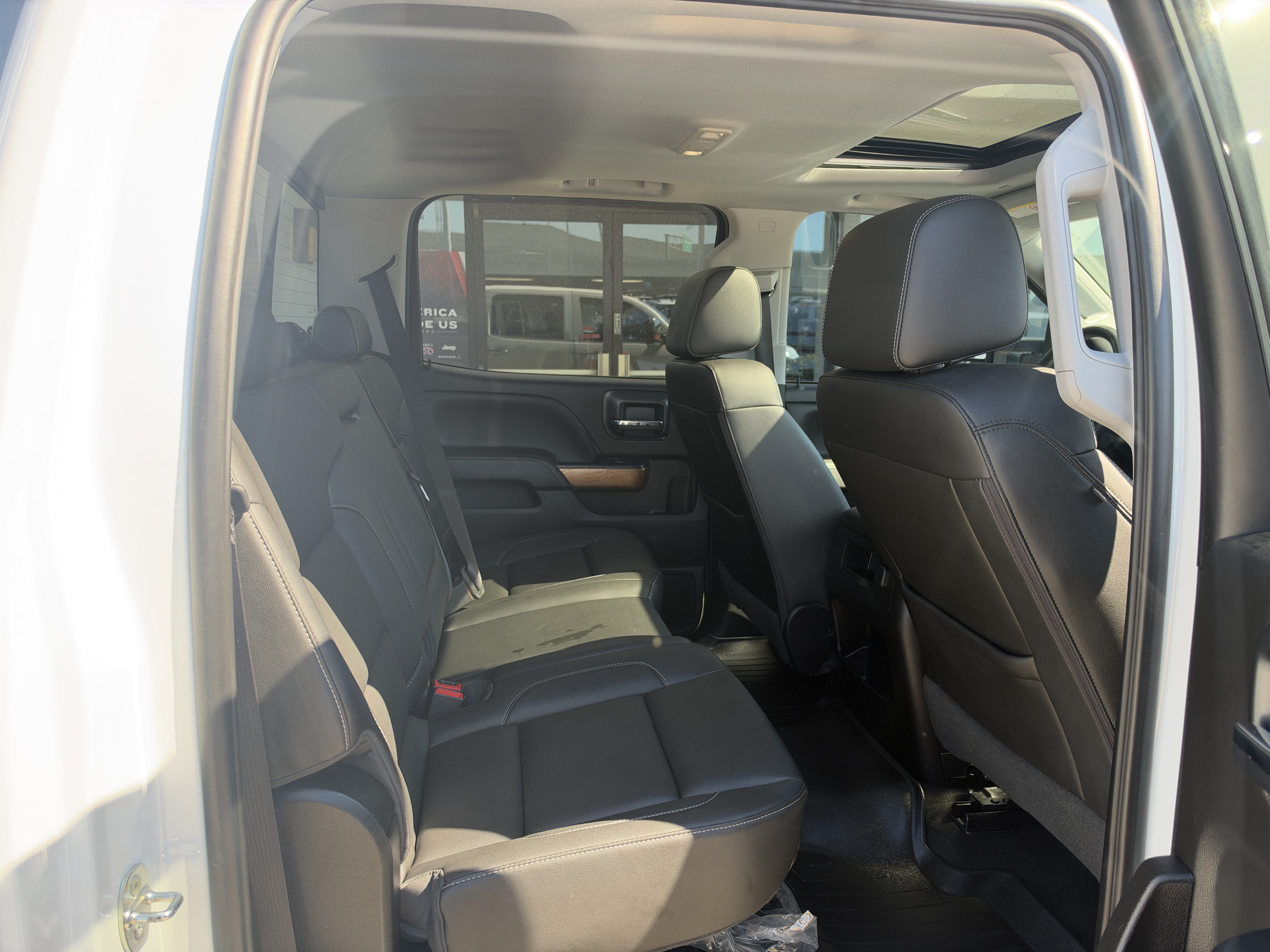 Used 2018 Chevrolet Silverado 3500 LTZ w/ Duramax Plus Package AWD/4WD image 30