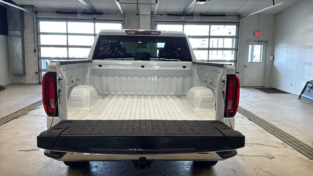 New 2026 GMC Sierra 1500 SLT AWD/4WD image 17