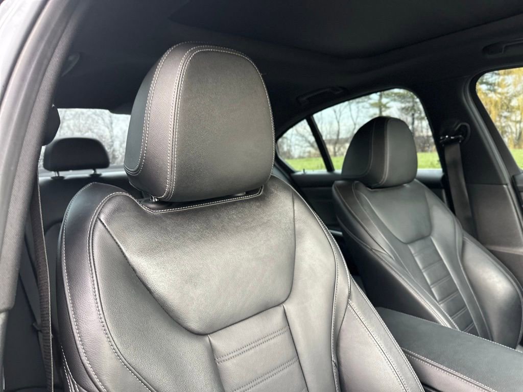 Used 2021 BMW 330e xDrive w/ Premium Package image 25