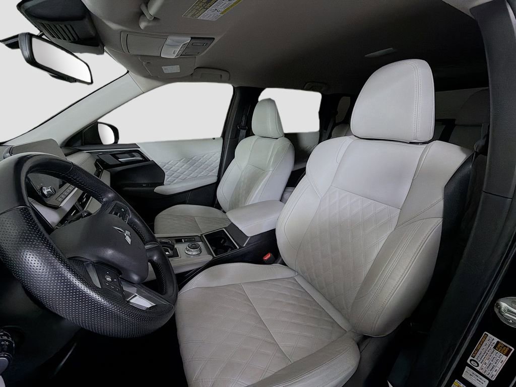 Used 2024 Mitsubishi Outlander SEL image 13