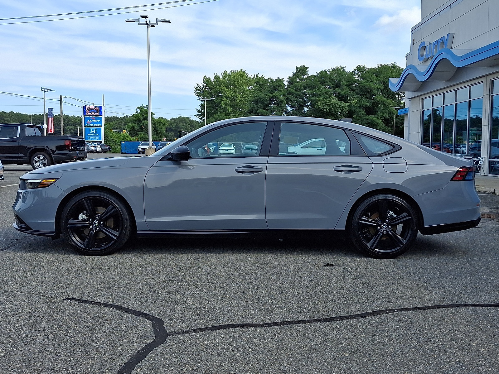 Used 2025 Honda Accord Sport image 7