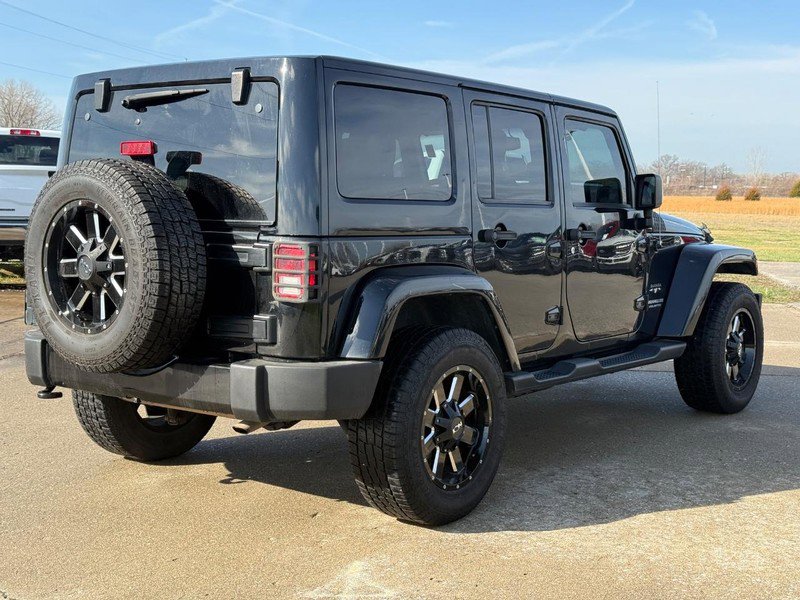 Used 2016 Jeep Wrangler Unlimited Sahara w/ Connectivity Group image 5
