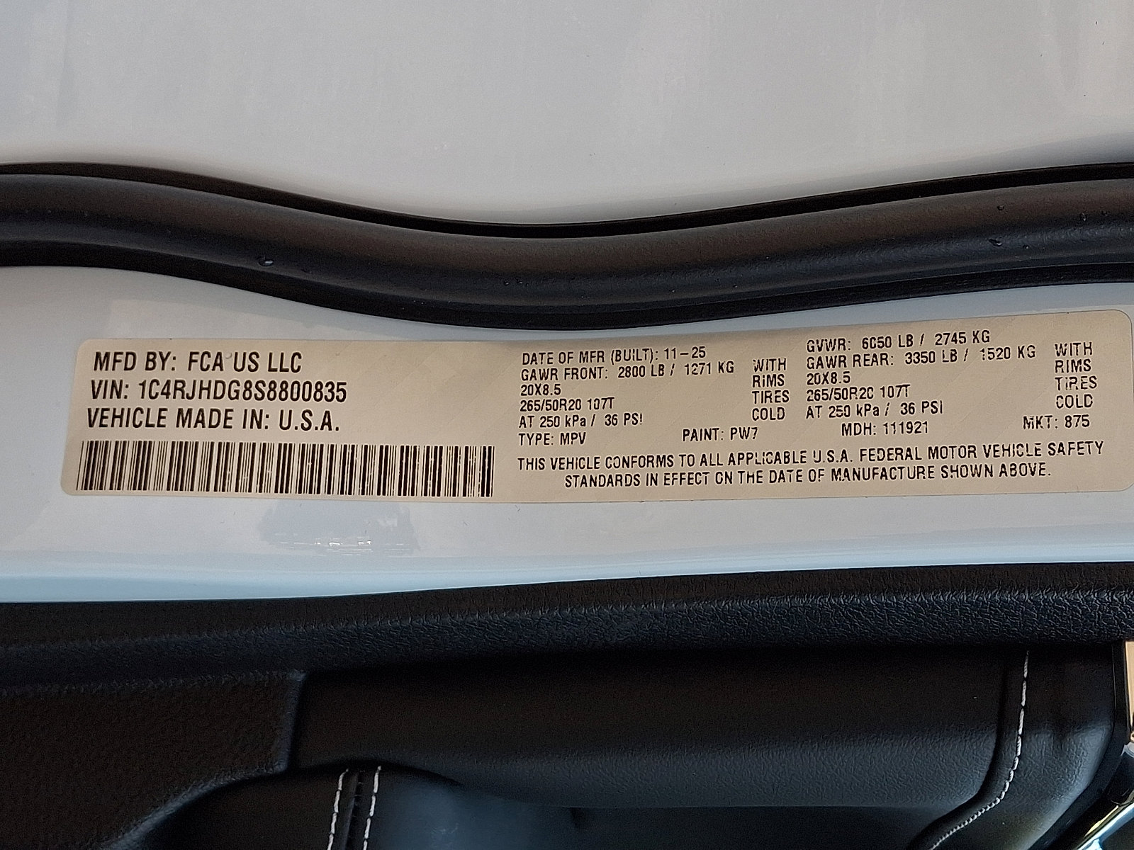 New 2025 Jeep Grand Cherokee Overland w/ Trailer Tow Package image 18