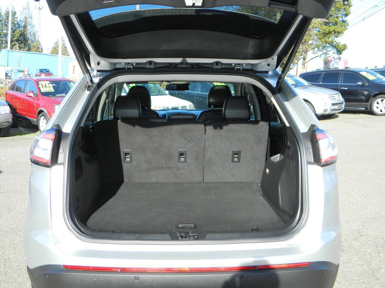 Used 2016 Ford Edge Titanium w/ Equipment Group 302A image 10