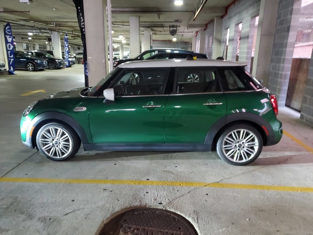 Used 2020 MINI Cooper S FWD image 2