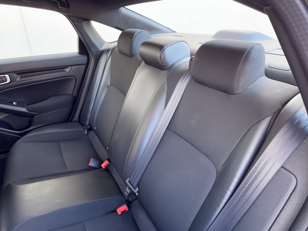 Used 2023 Honda Civic Sport image 25