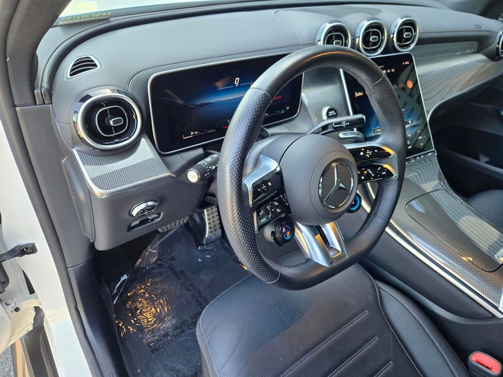 Used 2025 Mercedes-Benz GLC 43 AMG 4MATIC image 19