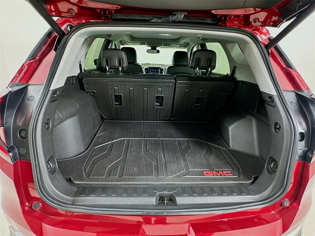 Used 2020 GMC Terrain SLT w/ Preferred Package image 29