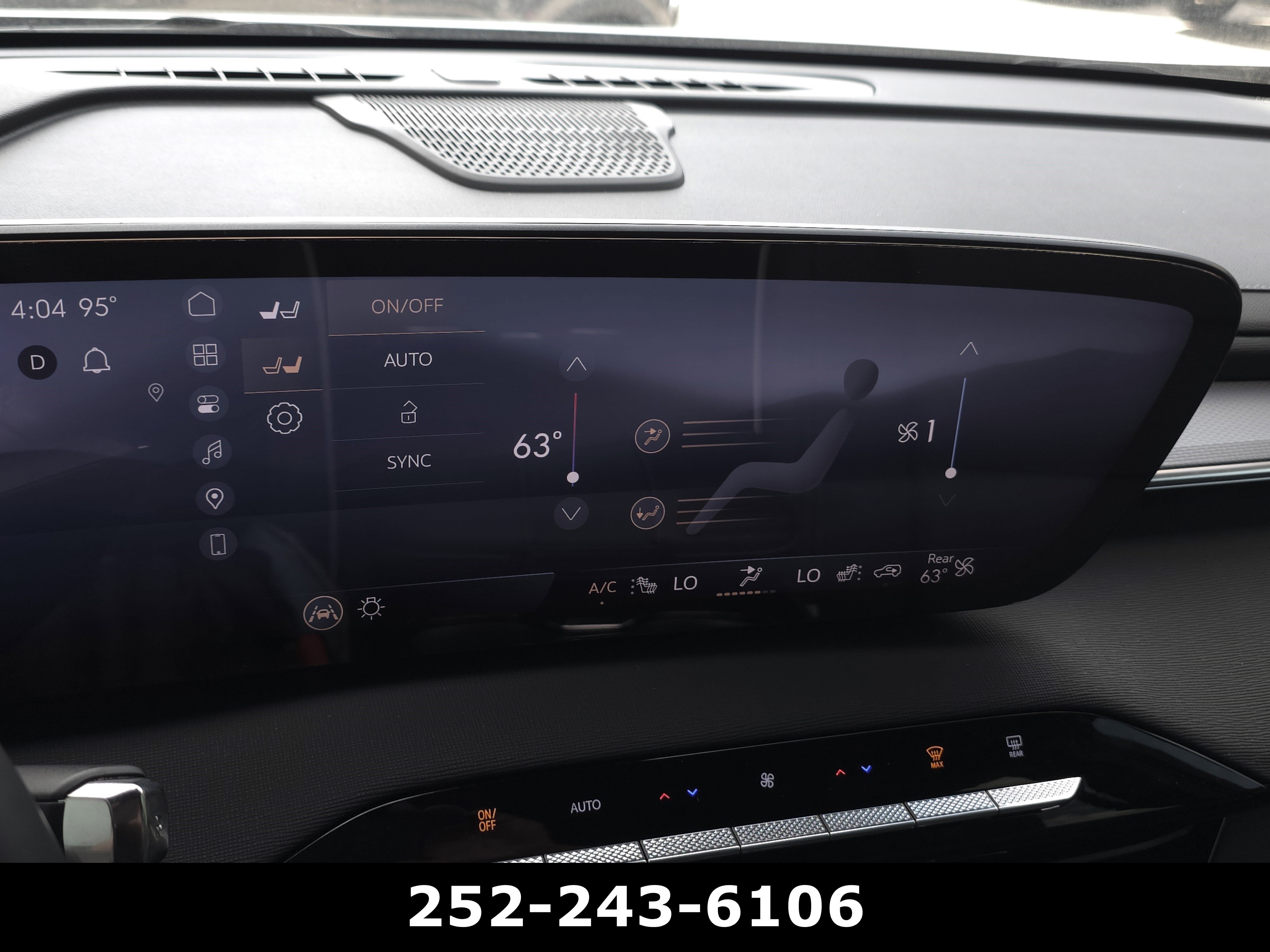 Used 2025 Buick Enclave Sport Touring w/ Super Cruise Package FWD image 19