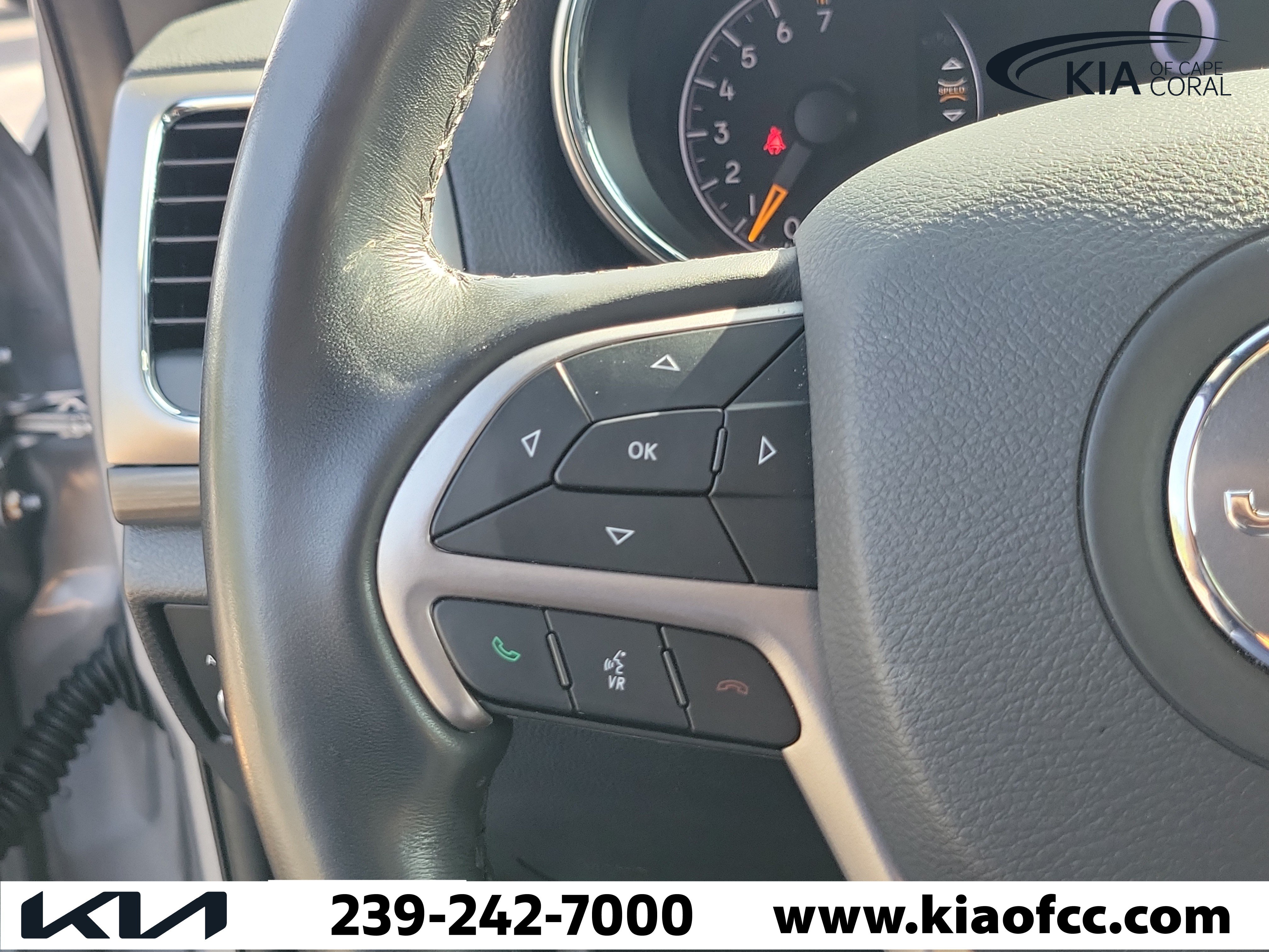 Used 2021 Jeep Grand Cherokee Laredo X RWD image 25