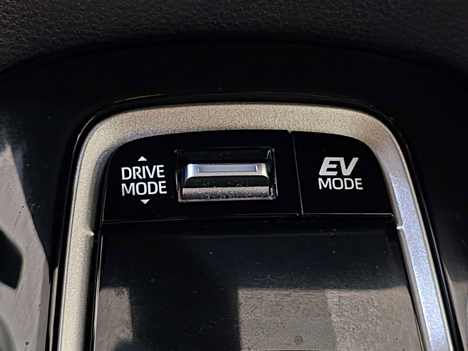 Certified 2025 Toyota Corolla SE FWD image 16