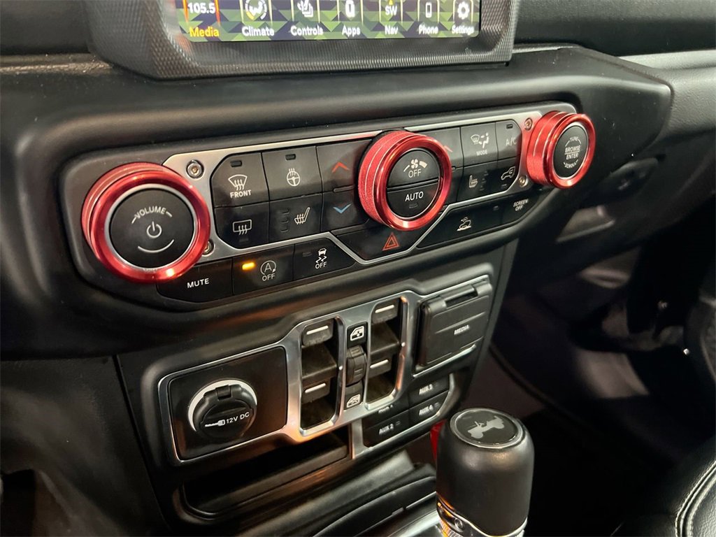 Used 2023 Jeep Wrangler Sahara w/ Cold Weather Group image 16