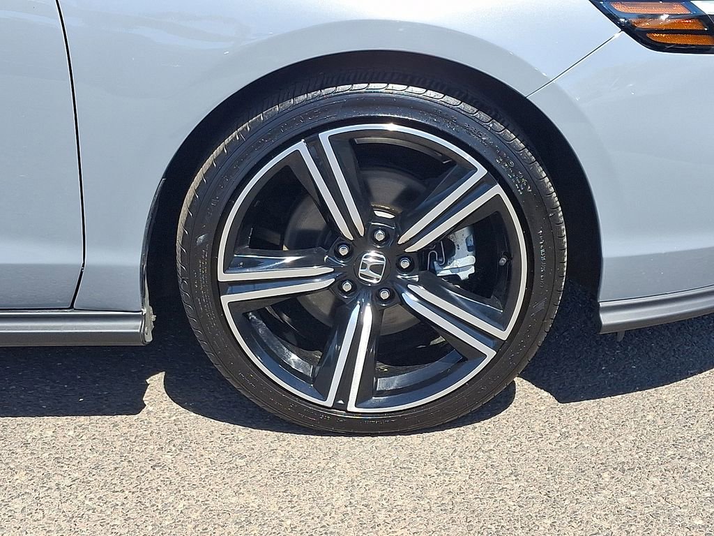 Used 2023 Honda Accord Sport image 8