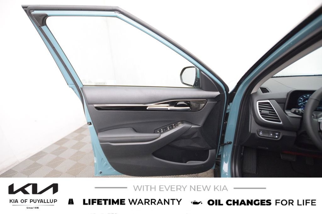 New 2026 Kia Seltos EX image 9