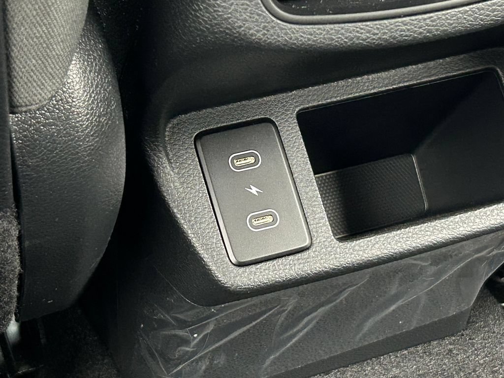 Used 2026 Kia Seltos LX FWD image 21