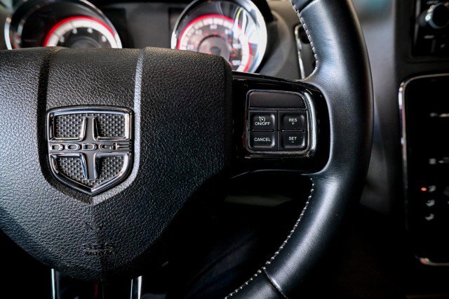 Used 2017 Dodge Grand Caravan SE FWD image 35