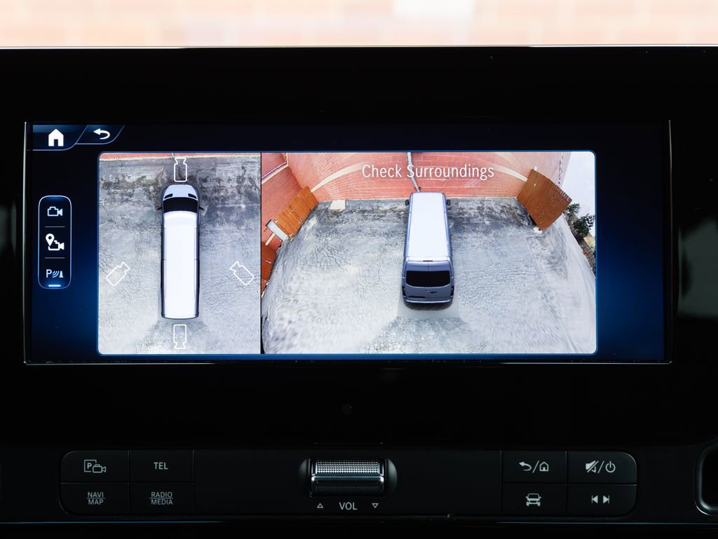 Used 2025 Mercedes-Benz Sprinter 2500 image 16