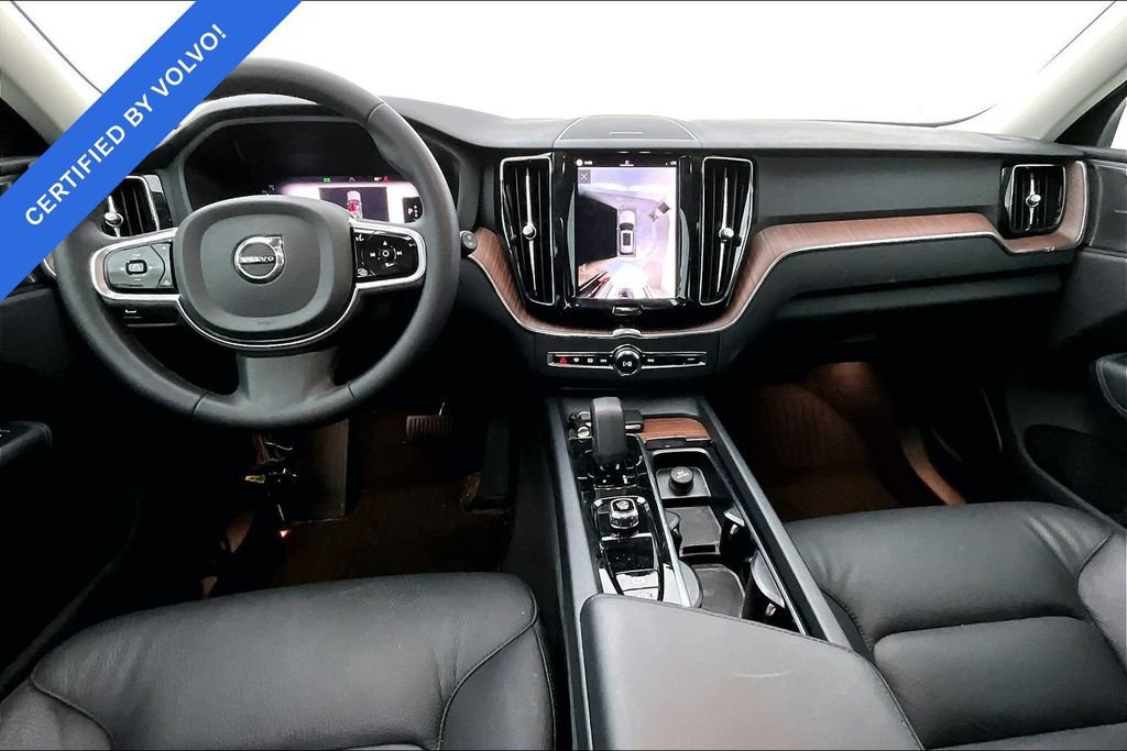 Certified 2024 Volvo XC60 B5 Plus w/ Protection Package Premier AWD/4WD image 18