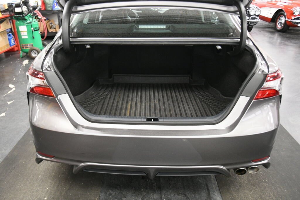 Used 2023 Toyota Camry SE FWD image 21