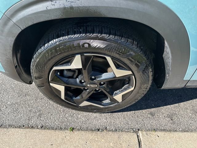 Certified 2024 Kia Seltos EX image 22