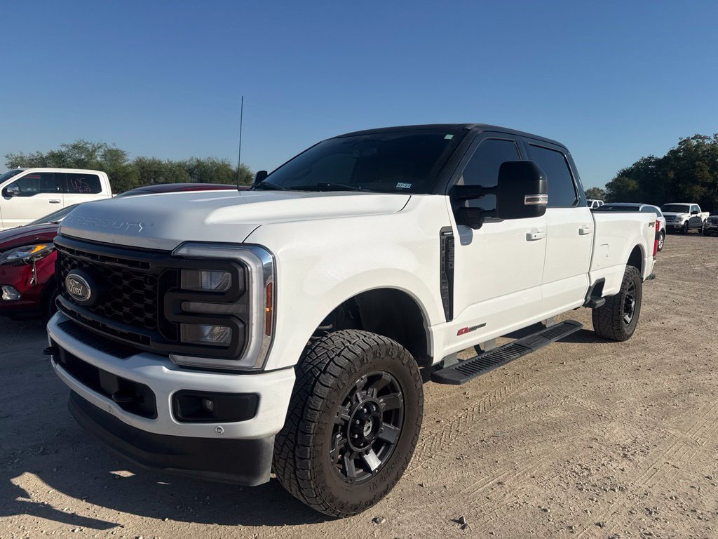 Used 2024 Ford F350 Lariat w/ Lariat Ultimate Package AWD/4WD image 1