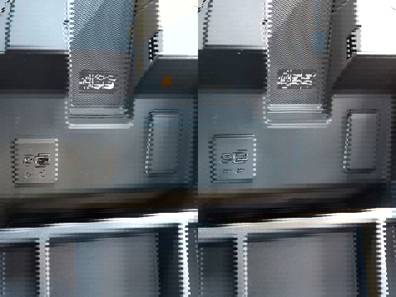 New 2024 GMC Sierra 1500 Denali w/ Technology Package image 73