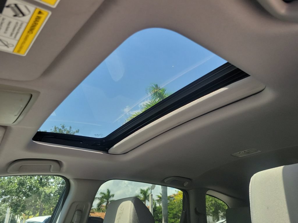 Used 2018 Honda CR-V EX image 3