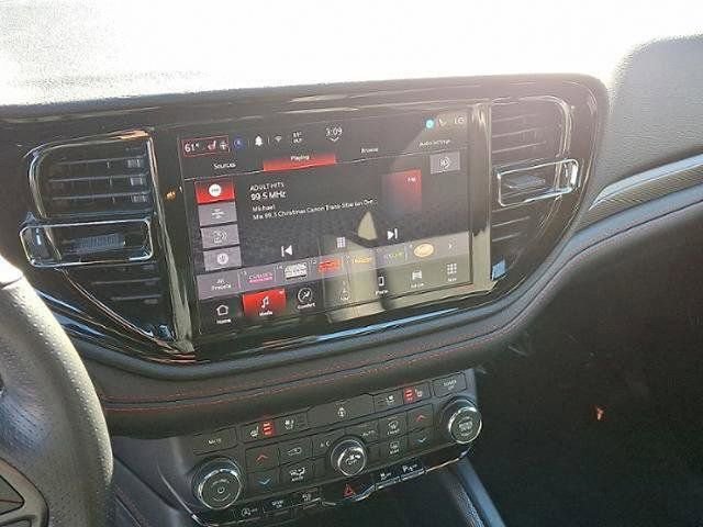 Used 2024 Dodge Durango GT image 13