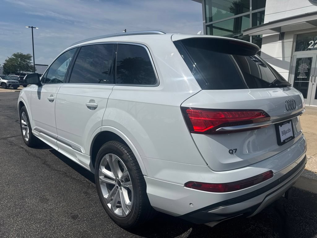 Used 2025 Audi Q7 3.0T Premium Plus AWD/4WD image 5