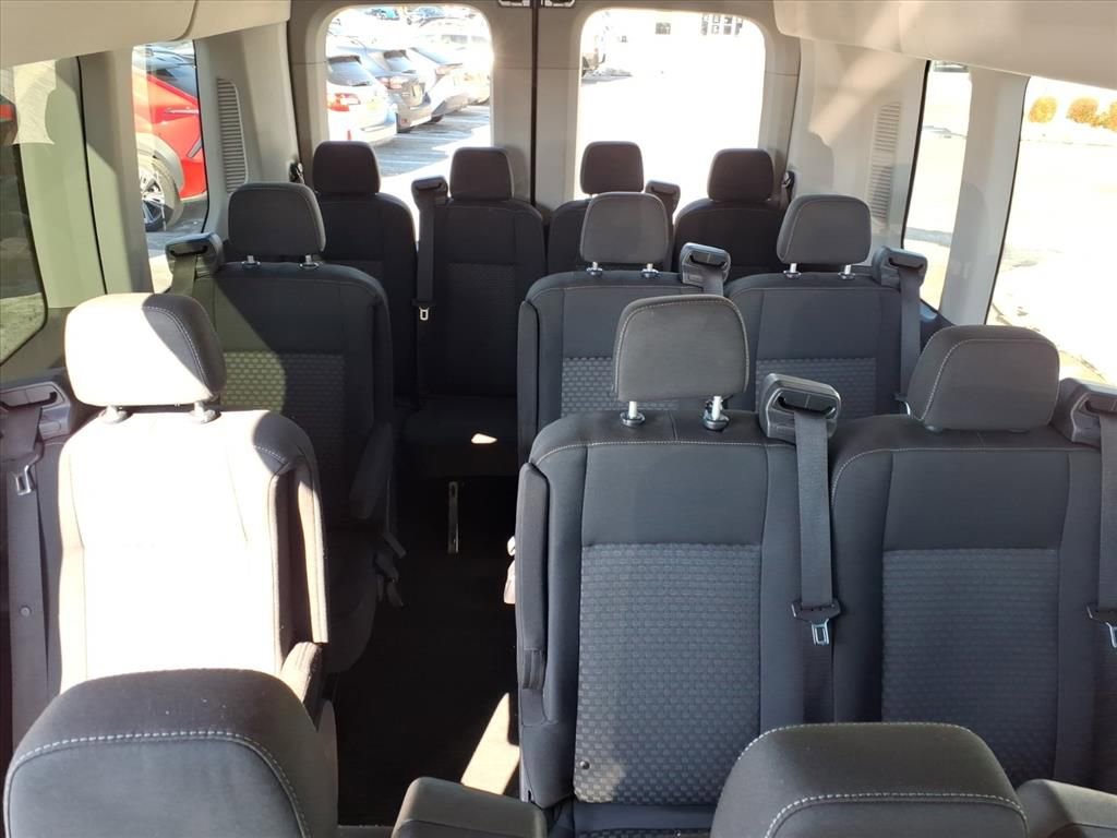Used 2023 Ford Transit 350 XLT image 14