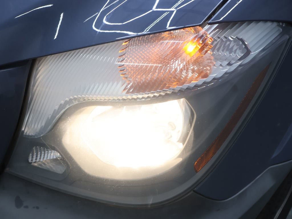 Used 2018 Mercedes-Benz Sprinter 2500 image 25