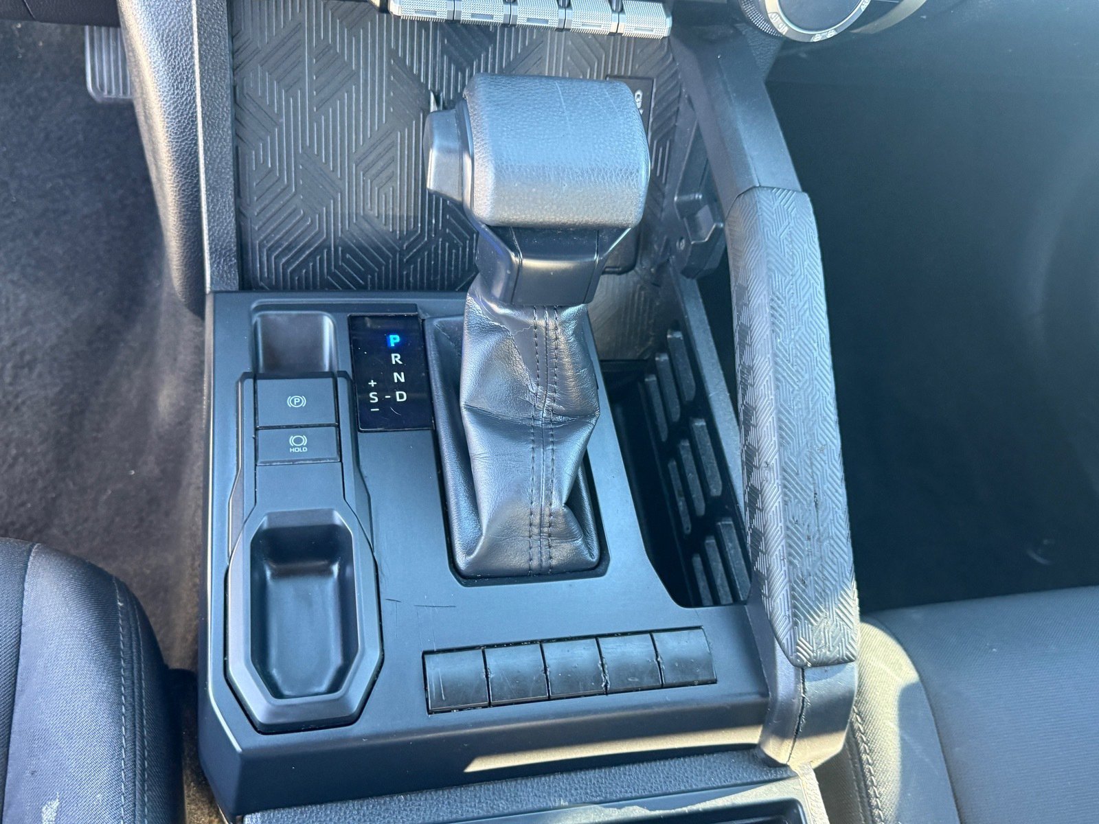 Used 2024 Toyota Tacoma SR image 23