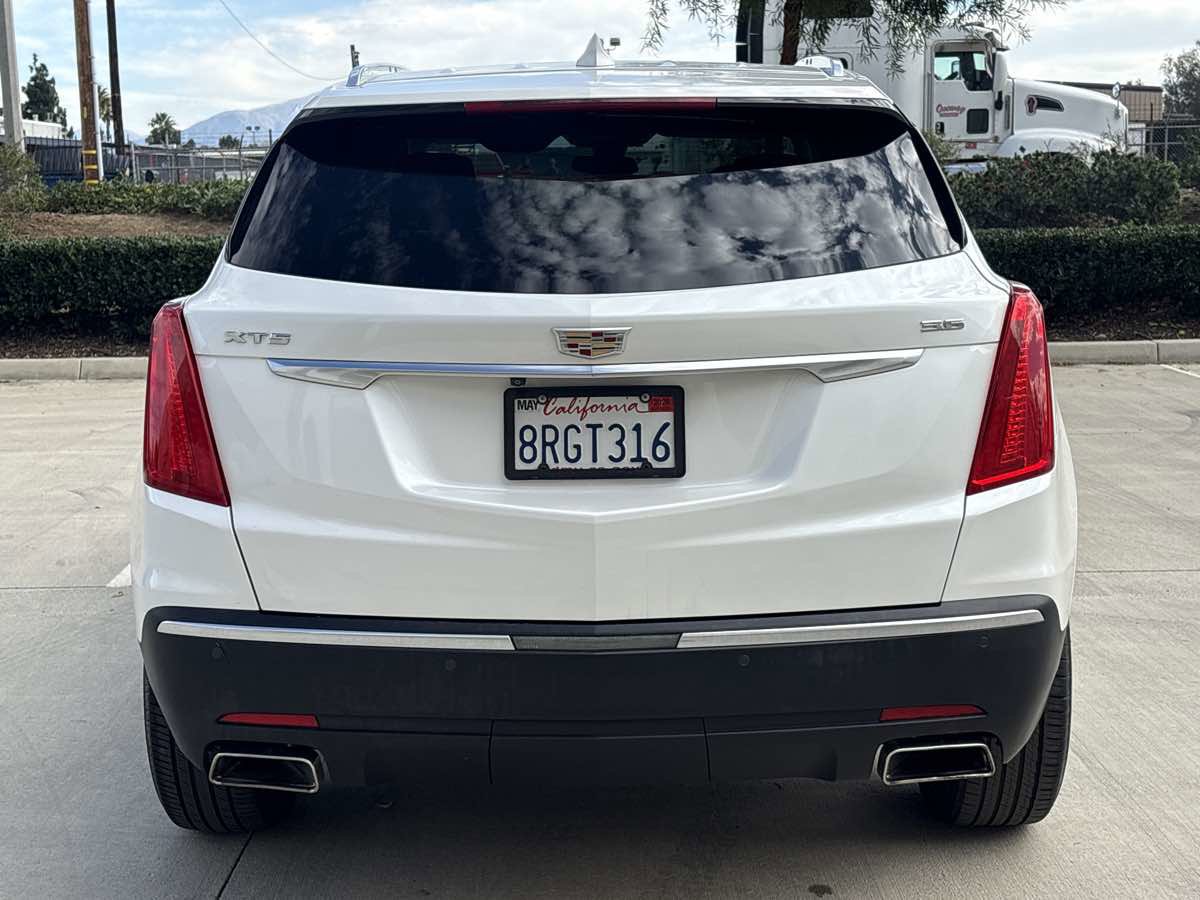 Used 2019 Cadillac XT5 Luxury image 4