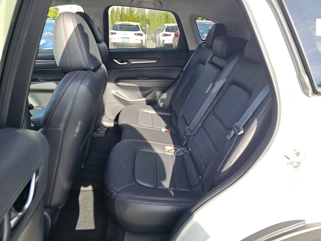 New 2025 MAZDA CX-5 Carbon Edition image 23