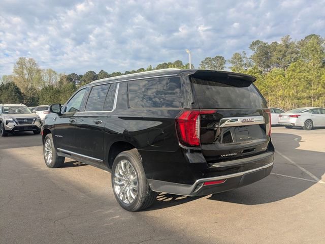 Used 2022 GMC Yukon XL SLT w/ SLT Premium Package image 4