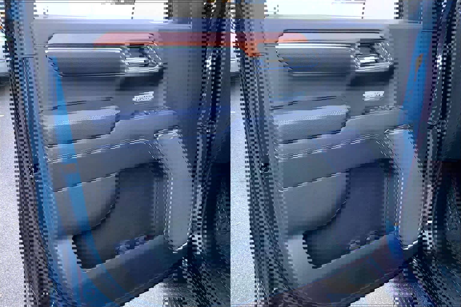 Used 2023 GMC Sierra 1500 Denali w/ Denali Reserve Package image 22