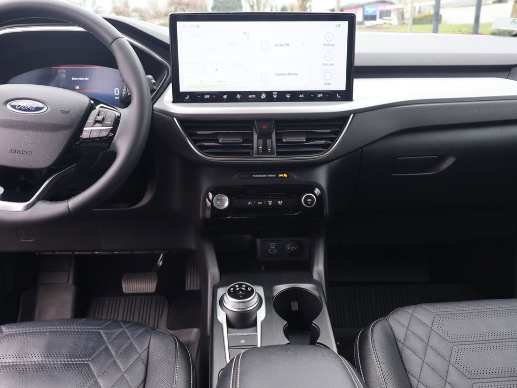 Used 2023 Ford Escape Platinum w/ Premium Technology Package image 24